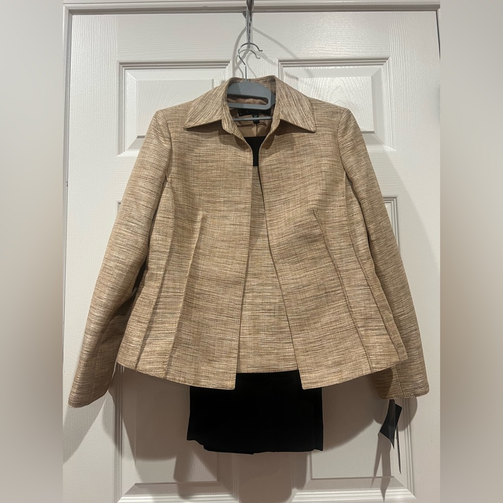 $280 KASPER 3PC Open Front Beige Black Polyester Lined Pant Suit Top Size 6P